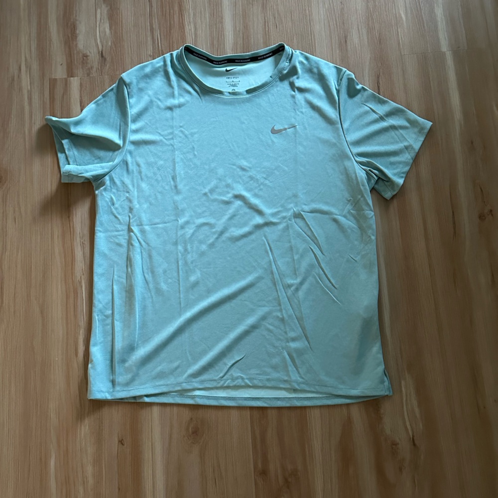 Nike Men’s Dri Fit Tee